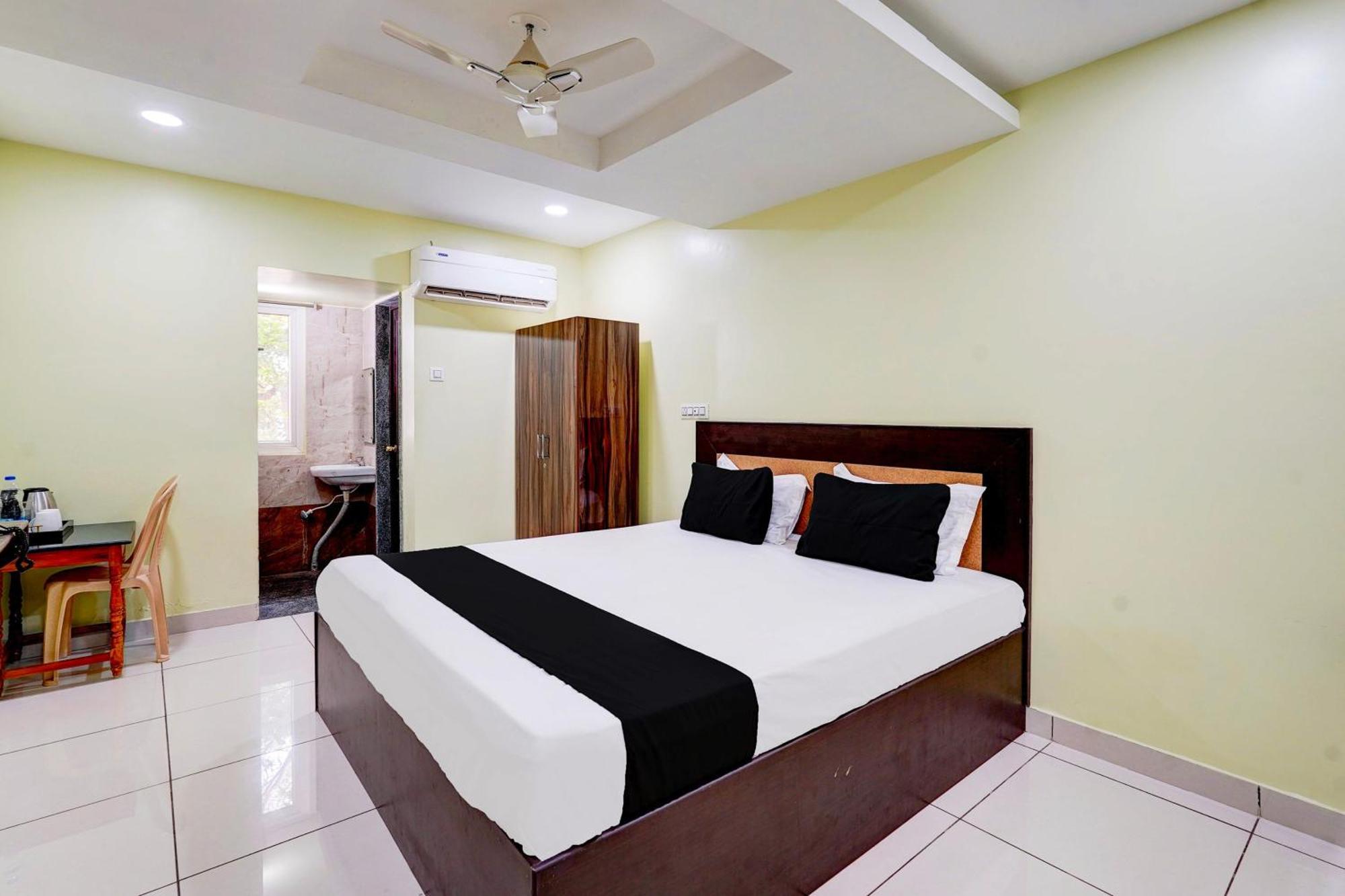 Super Hotel O Perungalathur Near Bus Stand Chennai Bagian luar foto